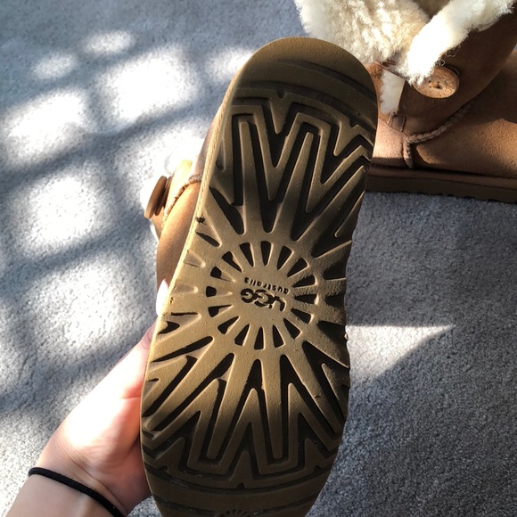 Brown One Button UGGS - Picture 3 of 4